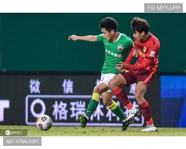 严重犯规的判罚标准与裁判执法原则解析